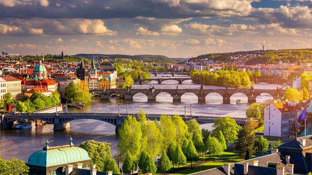 © PantherMedia / DaLiu s_prag_1 Tschechisch - Prag – Spracheninstitut Universität Leipzig