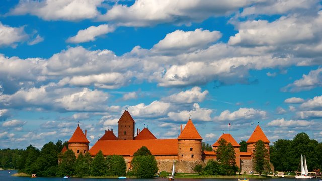 © PantherMedia / Anita_Bonita s_trakai_2-3 Litauisch - Kaunas – Spracheninstitut Universität Leipzig