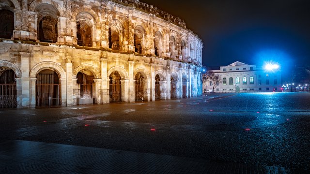 s_fld182_arena_nimes Französisch - Im Porträt – Spracheninstitut Universität Leipzig