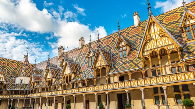 s_fld182_beaune_hospiz Französisch - Burgund – Spracheninstitut Universität Leipzig