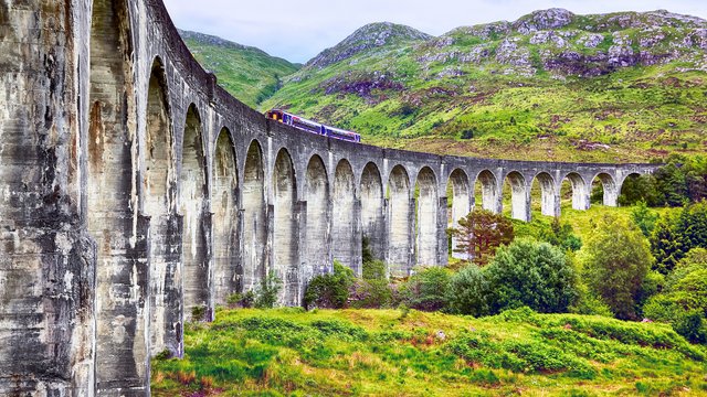 s_fld182_glenfinnan-viadukt Englisch - Scottish Highlands – Spracheninstitut Universität Leipzig