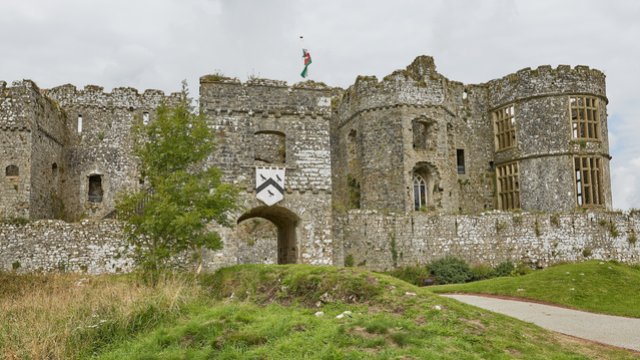 s_fld182_pembroke-castle Englisch - Im Porträt – Spracheninstitut Universität Leipzig