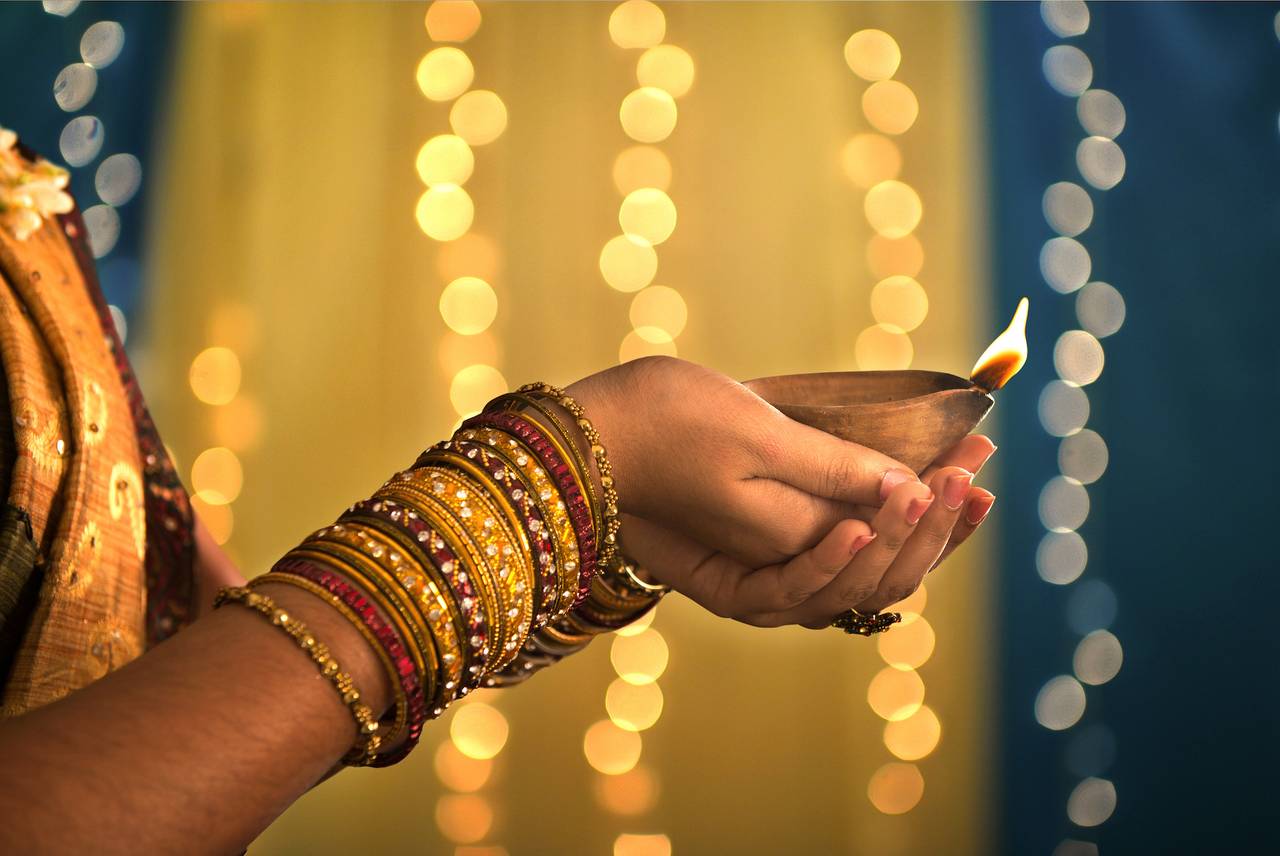 m_fld15_diwlai1 Hindi - Diwali – Spracheninstitut Universität Leipzig