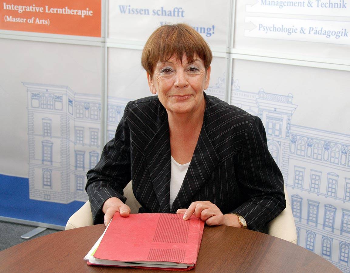 m_fld15_kursleiter_dr_geier Kursleiter - Dr. Ruth Geier - Spracheninstitut Universität Leipzig